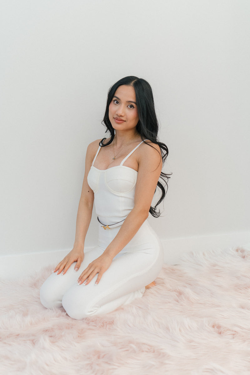 Elegant white jump suit