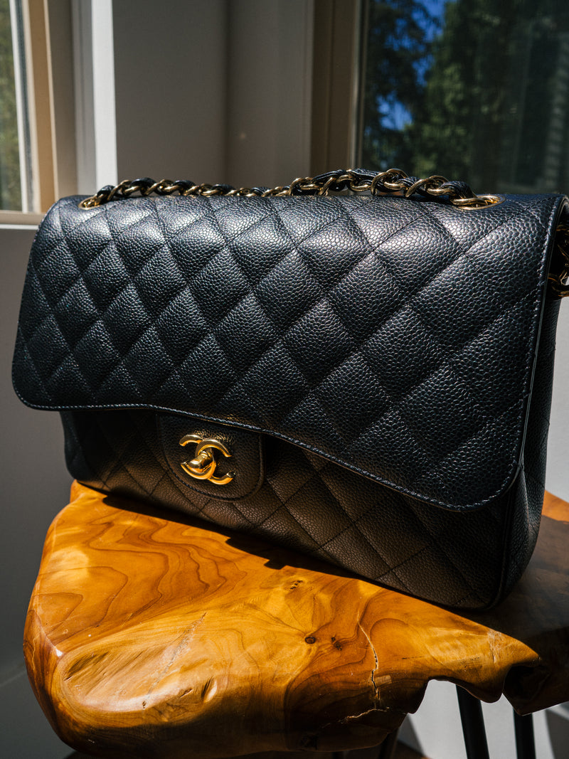 Chanel Black Quilted Caviar Jumbo Double Flap