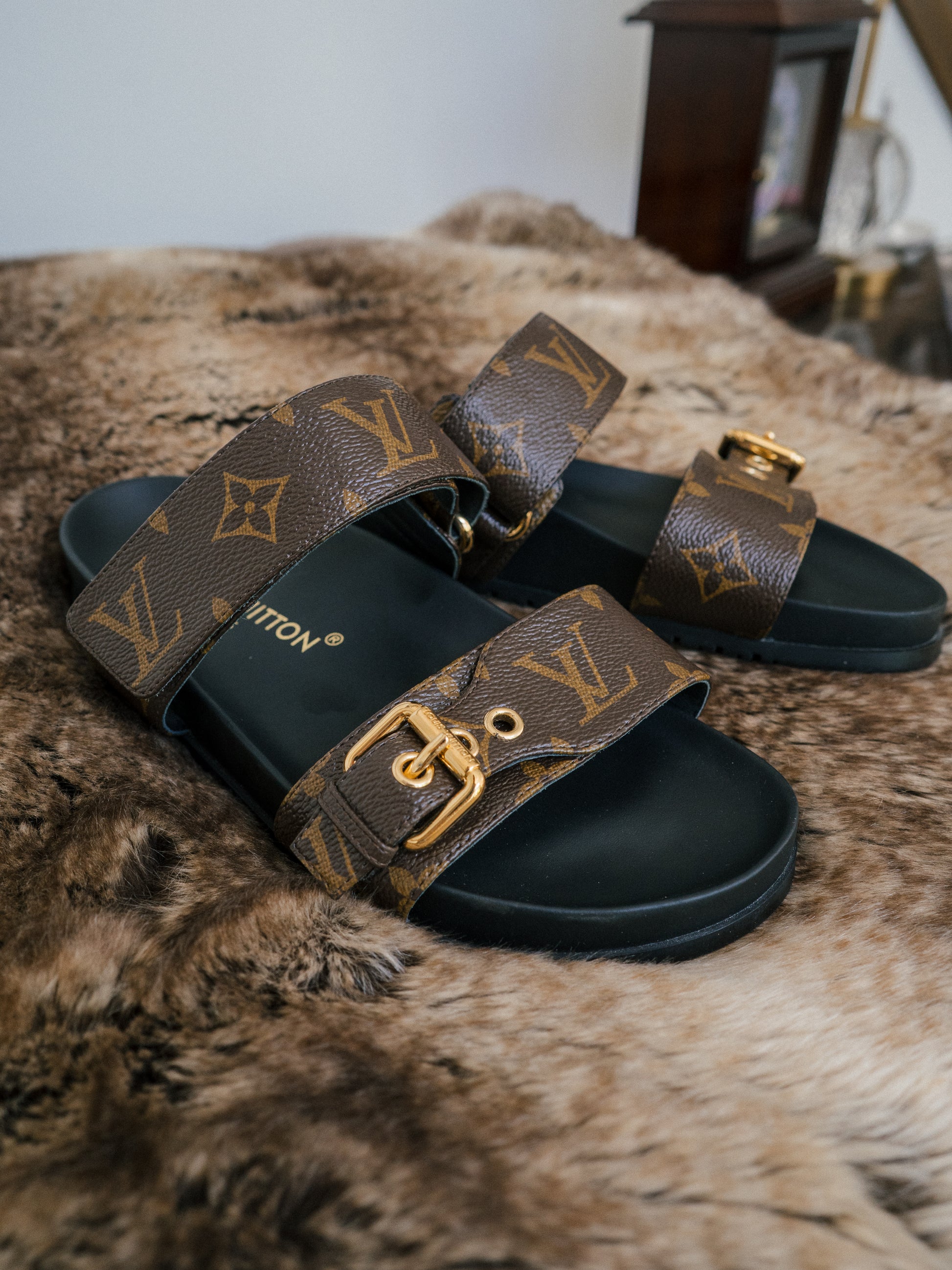 Bom Dia Flat Comfort Mule Sandals
